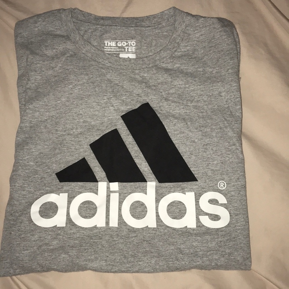 Men’s Adidas shirt